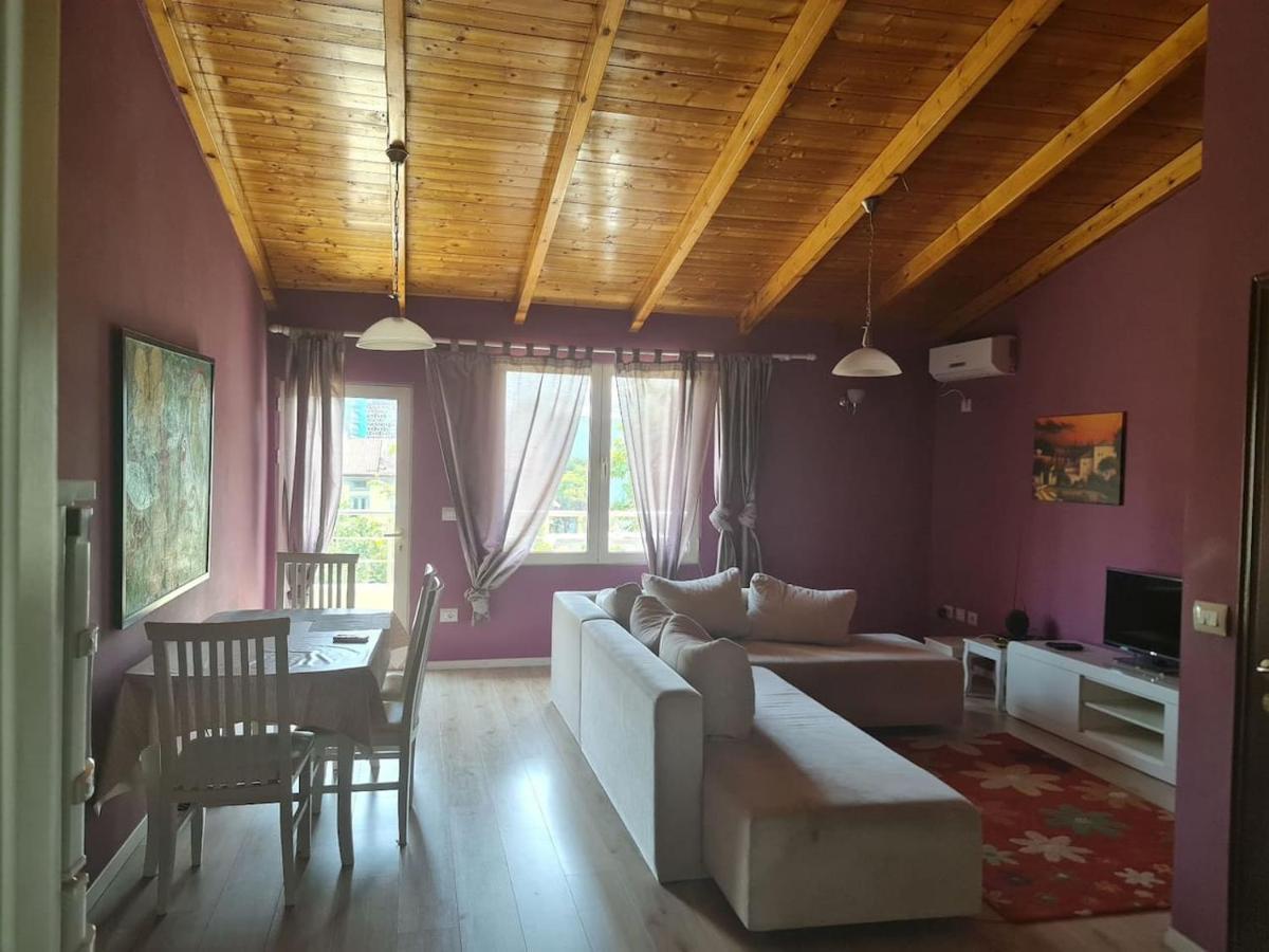 Appartamento Penthahouse Shallvare Tirana